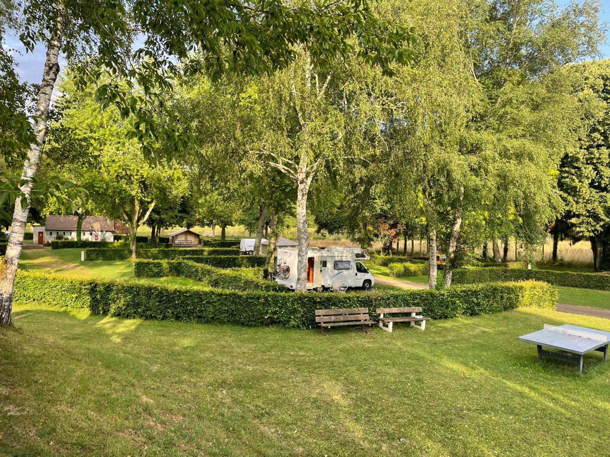 Camping Les Portes Du Perche Mamers Ngoại thất bức ảnh