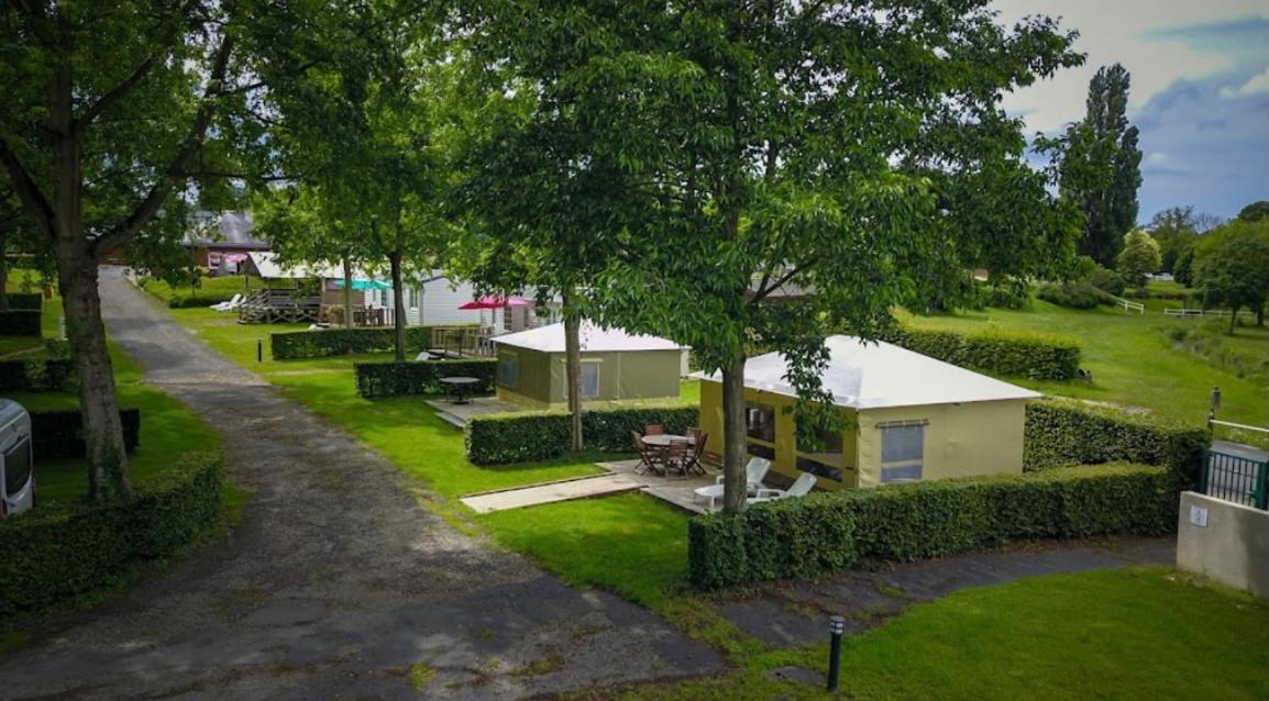 Camping Les Portes Du Perche Mamers Ngoại thất bức ảnh